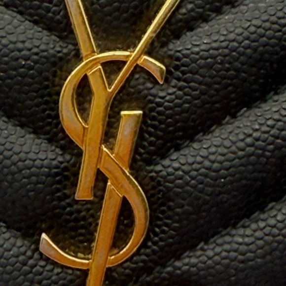Yves Saint Laurent Black Wallet Chevron Quilting Gold Logo - Picture 15 of 16